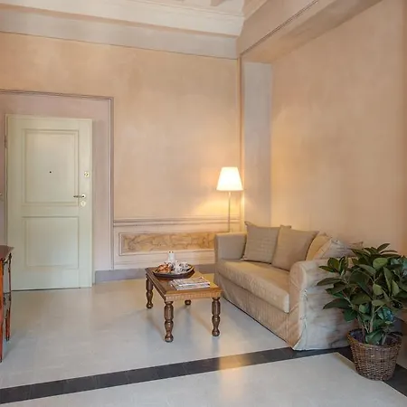 Palazzo Piazza Mazzini 4* Pescia